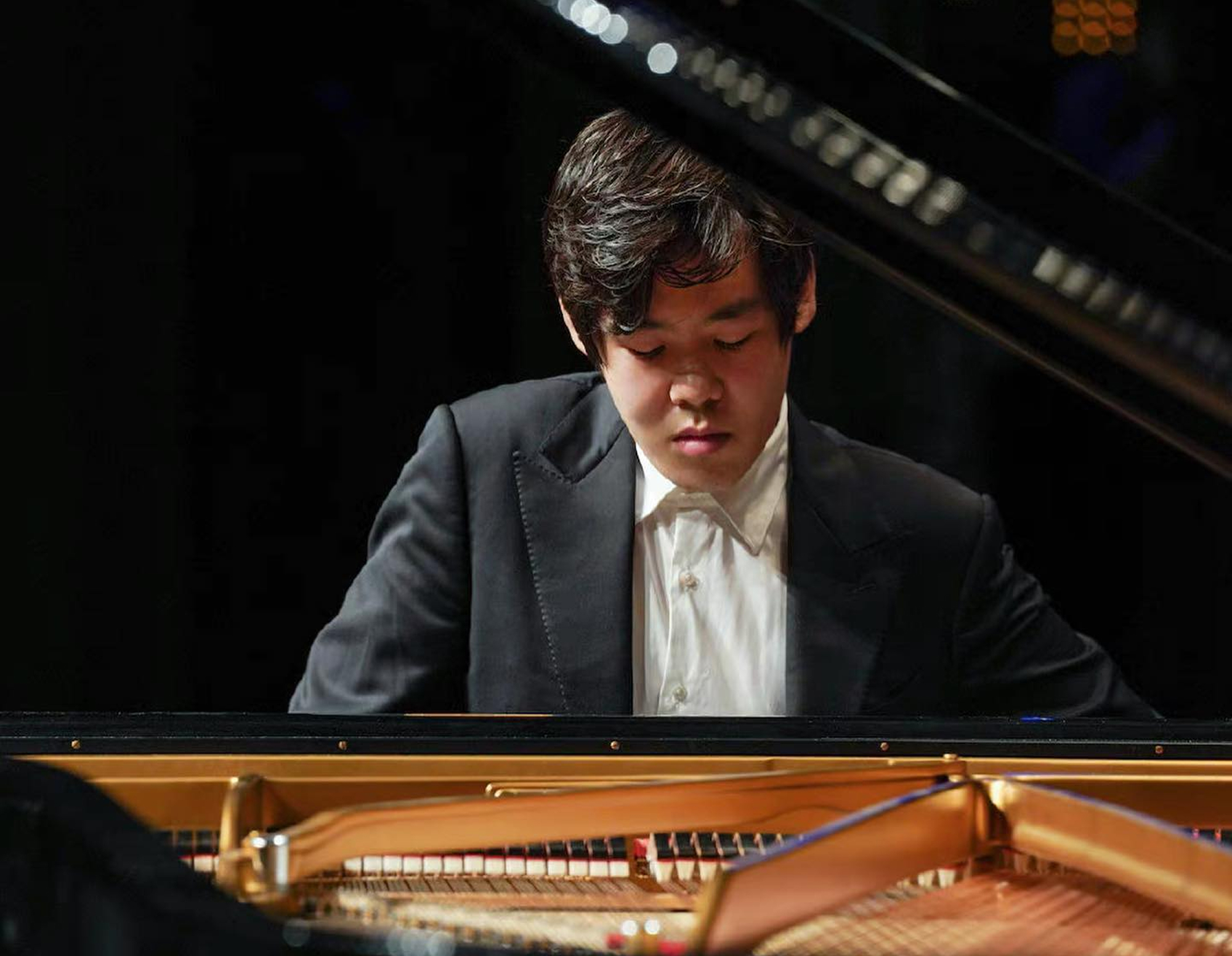 Yutong Sun at the piano
